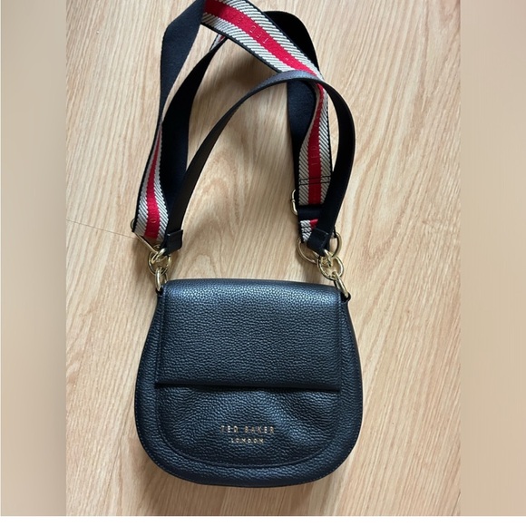 BRAND NEW Ted Baker Women's Amali Branded Webbing Strap Cross Body Bag - Black - Picture 3 of 15